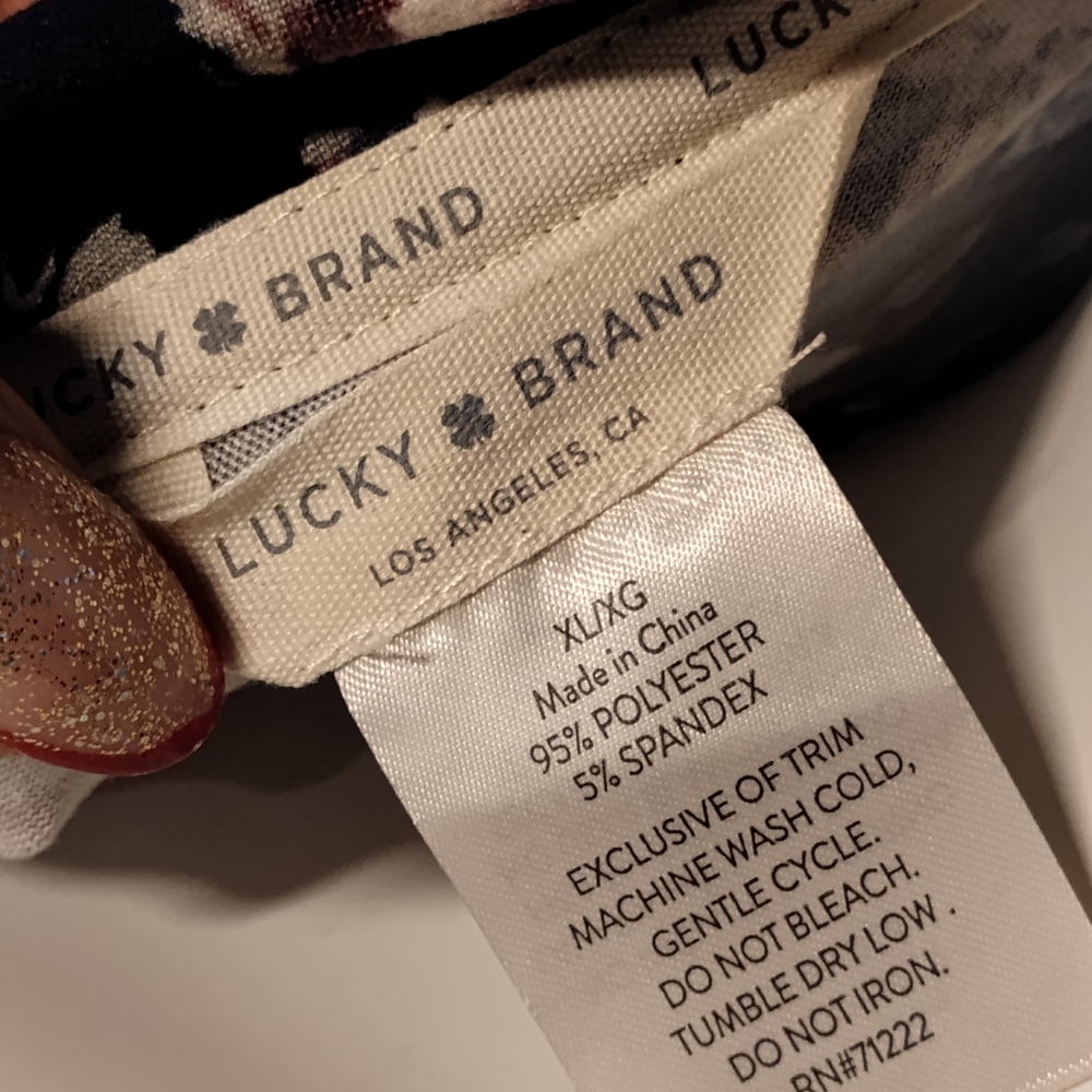 New Lucky Brand Floral Navy Blouse - Picture 2 of 7